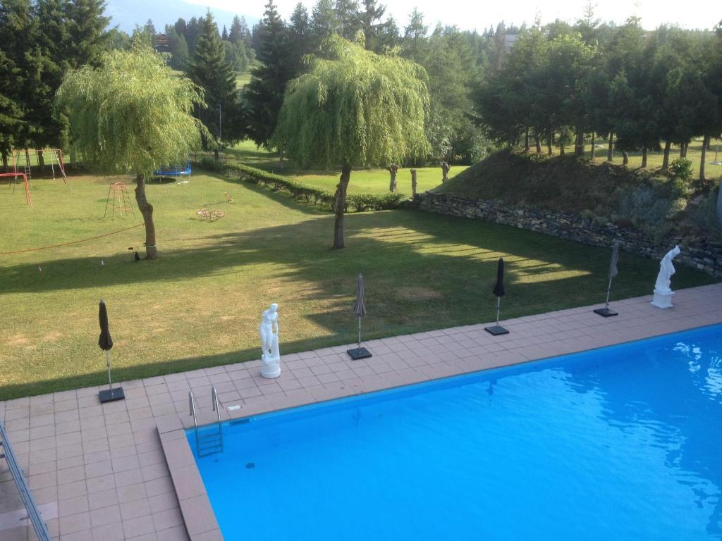 Elite Hotel 3*